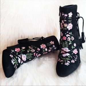 Sam Edelman Winnie Ankle Boots Embroidered Suede 8